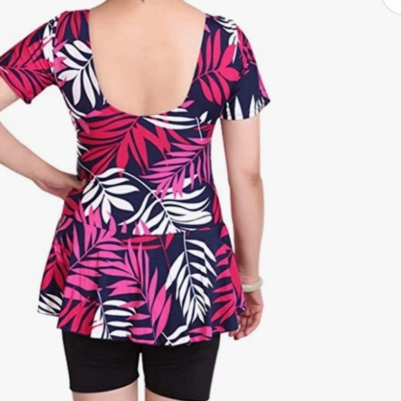 Knaspor Modest Swimsuit w/Attached Shorts Rose Red Floral Leaf Print Size 12-14 - Picture 2 of 13